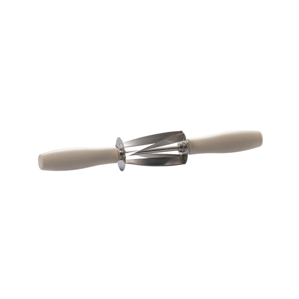 Martellato Croissant Cutting Roller – 2.75 × 3.94 in