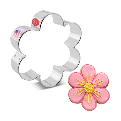 Ann Clark Scalloped Edge/Flower Cookie Cutter